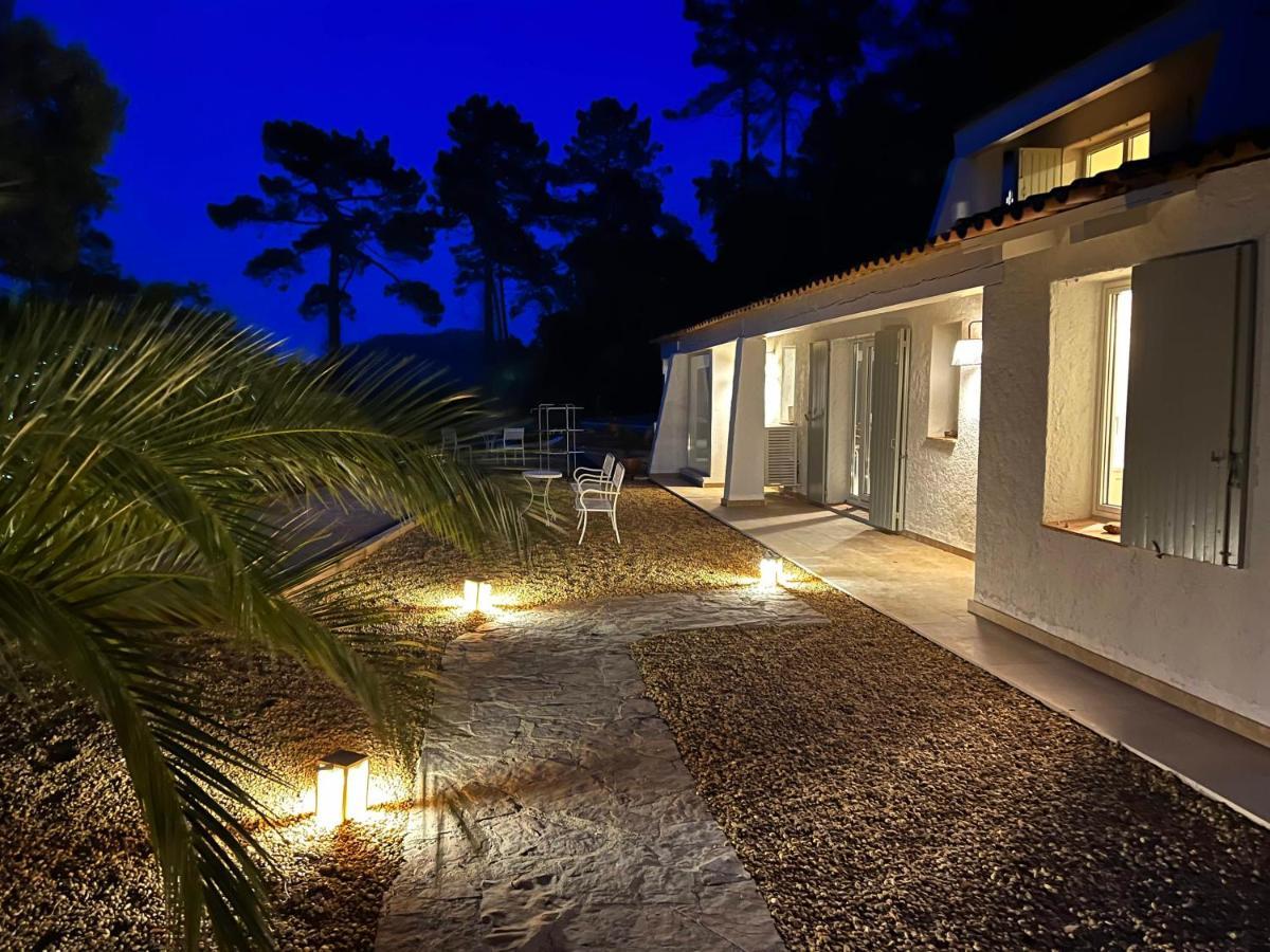 Villa Ormarine, Vue Exceptionnelle Sur La Baie De Cannes Et Le Mercantour Les Adrets-de-l'Esterel Exterior foto